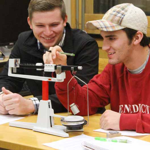 Students in Physics lab