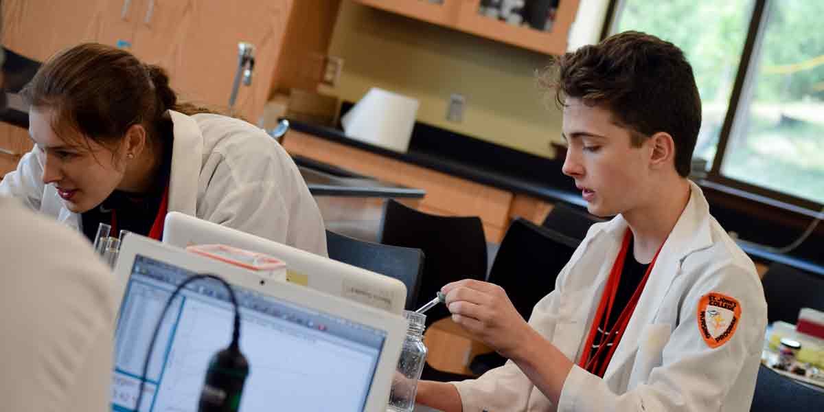 Students in BCYC Immersion Biology class